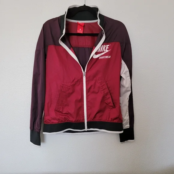 Vintage Nike Windbreaker - Picture 4 of 6